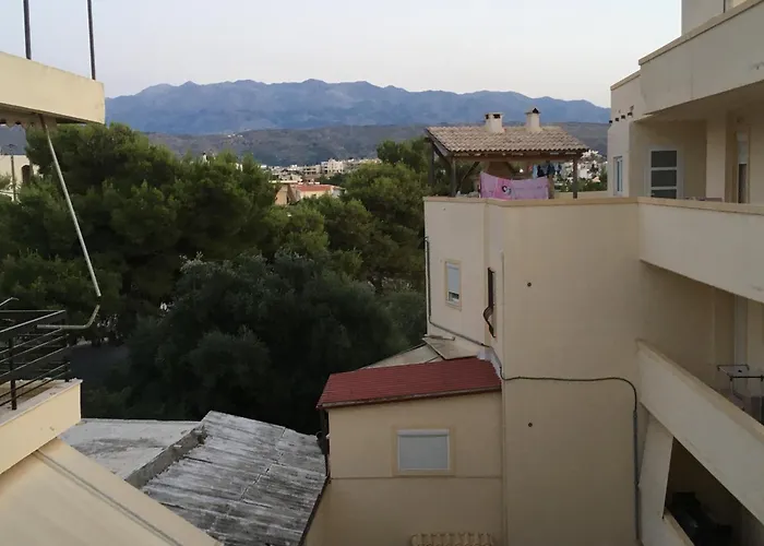 Stephanie\'S Place - Charming Apartment With Sea View