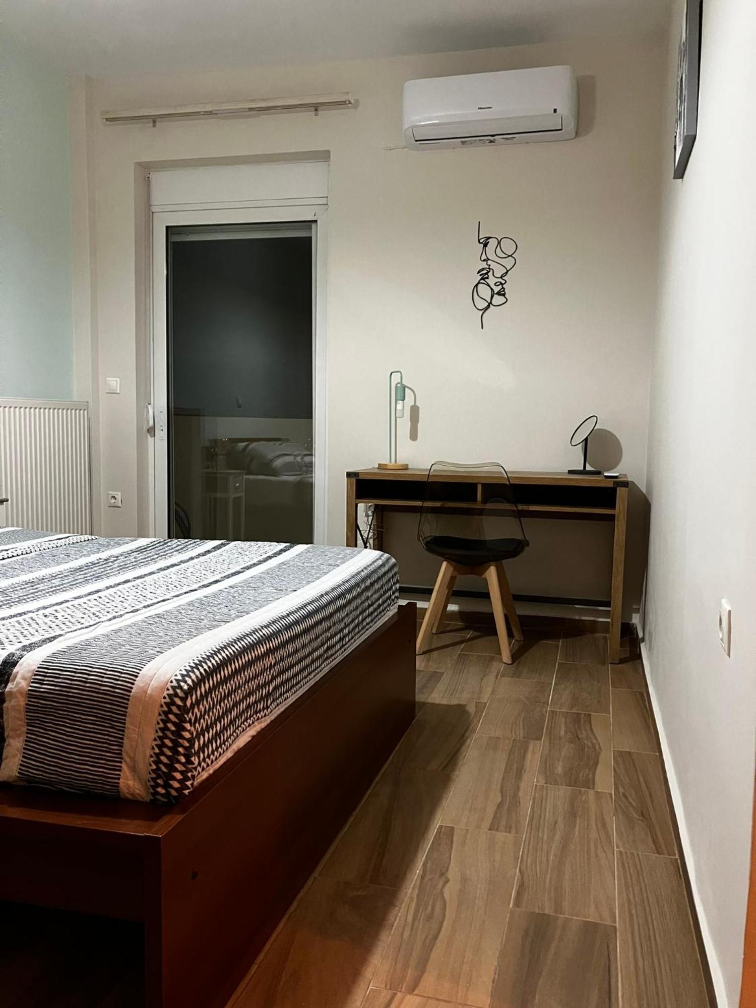 Stephanie's Place - Charming With Sea View Appartement La Canée